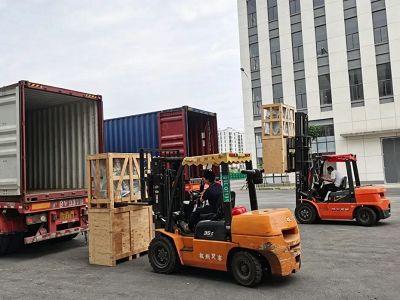 Az ECI Jiangxi Dikai Electric tengerentúli hajó csúcsát látja